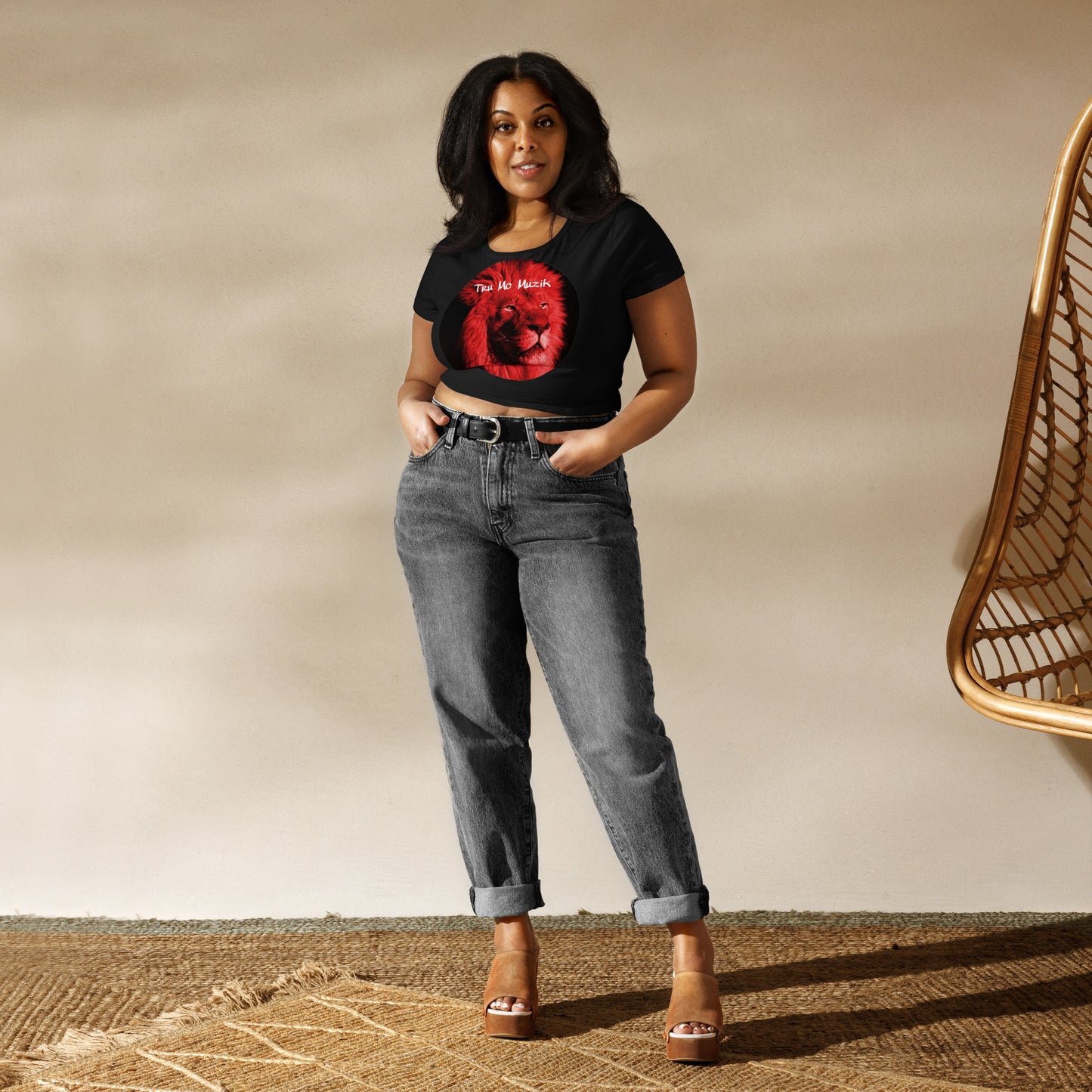 TRU MC MUZIK Women’s Crop Tee