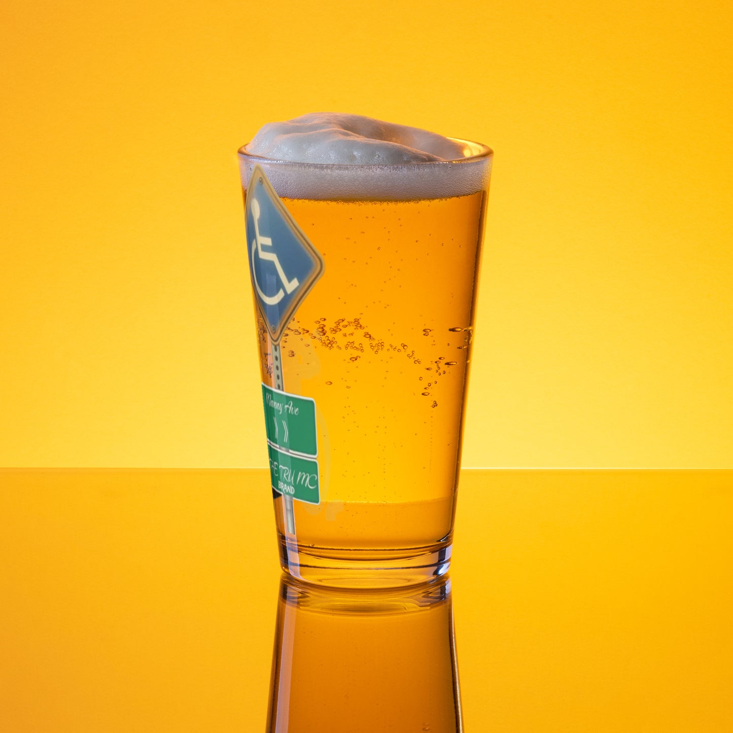 THE TRU MC BRAND Shaker pint glass