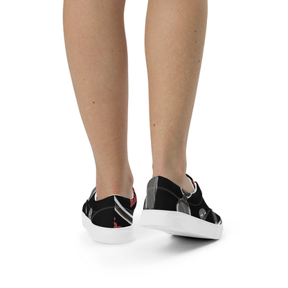 THE TRU MC Women’s lace-up canvas shoes