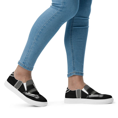 THE TRU MC Women’s slip-on canvas shoes